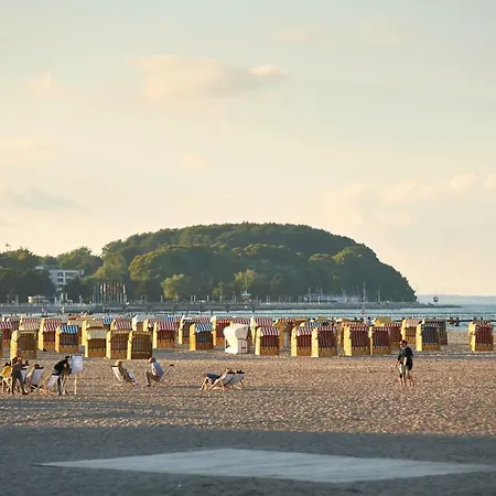 Bootsteg Moba-travel * Priwall